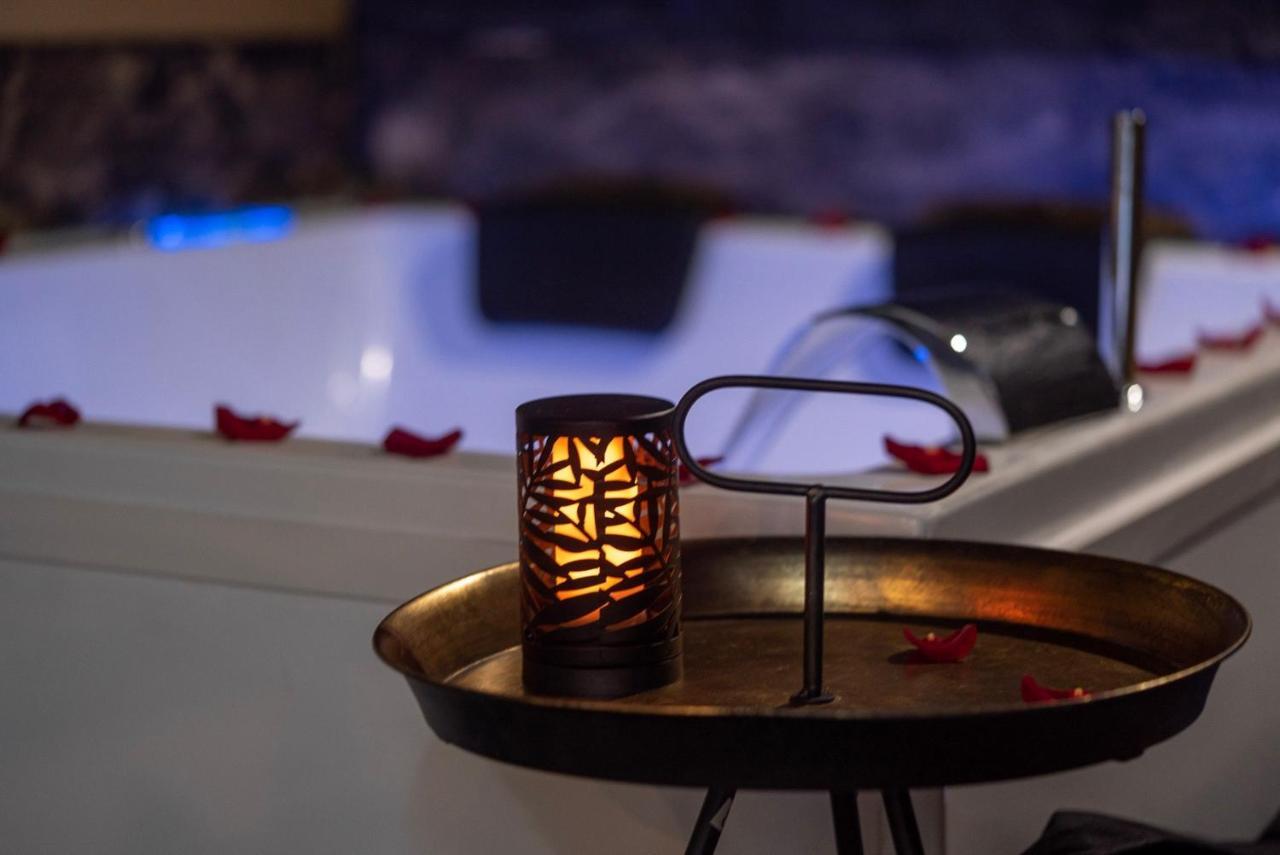 Love Suites & Spa "Le Loft" Avec Jacuzzi Privatif مُدي المظهر الخارجي الصورة