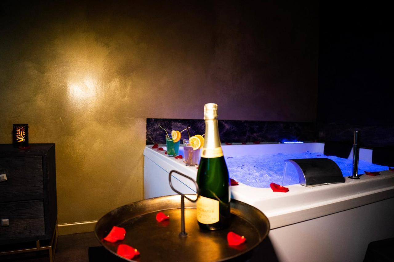 Love Suites & Spa "Le Loft" Avec Jacuzzi Privatif مُدي المظهر الخارجي الصورة